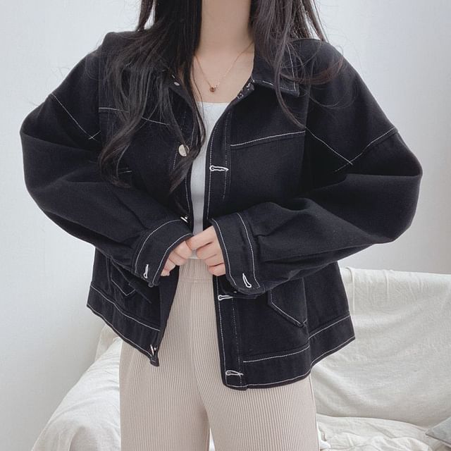 Everose-Collared Contrast Stitch Button Denim Jacket