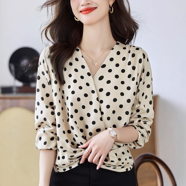 Dragan Pulse-Long-Sleeve V-Neck Dotted Twist Blouse