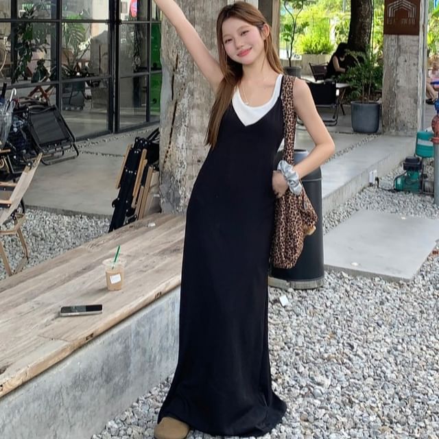black lined dress MOIRA DRESS