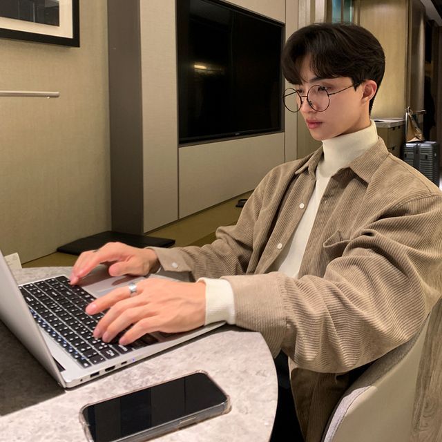 MRCYC-Long-Sleeve Plain Corduroy Shirt
