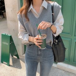 HANSHOW - Striped Long-Sleeve Shirt / Plain V-Neck Knit Vest HANSHOW - Striped Long-Sleeve Shirt / Plain V-Neck Knit Vest