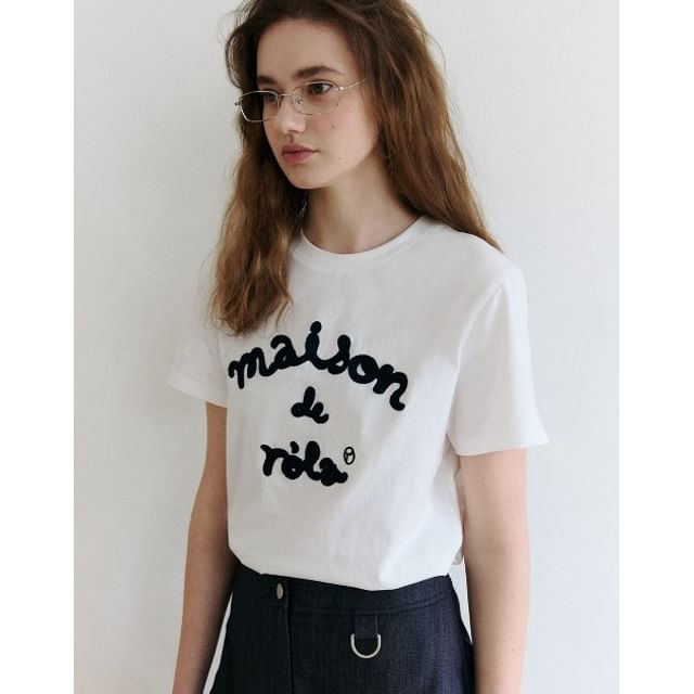 ☆(G)I-DLE☆【ROLAROLA】☆SPORTY MAISON DE ROLA T-SHIRT.S☆ Maison De Rola Tshirt. Available in size small and medium