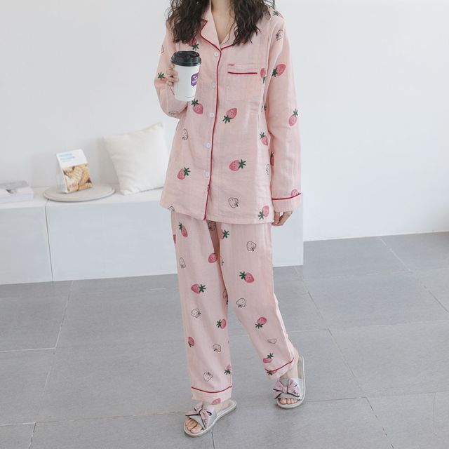 yesstyle strawberry shirt