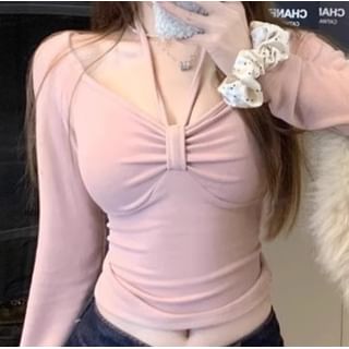 Trendycas-Long-Sleeve Halter Neck Plain Crop Top