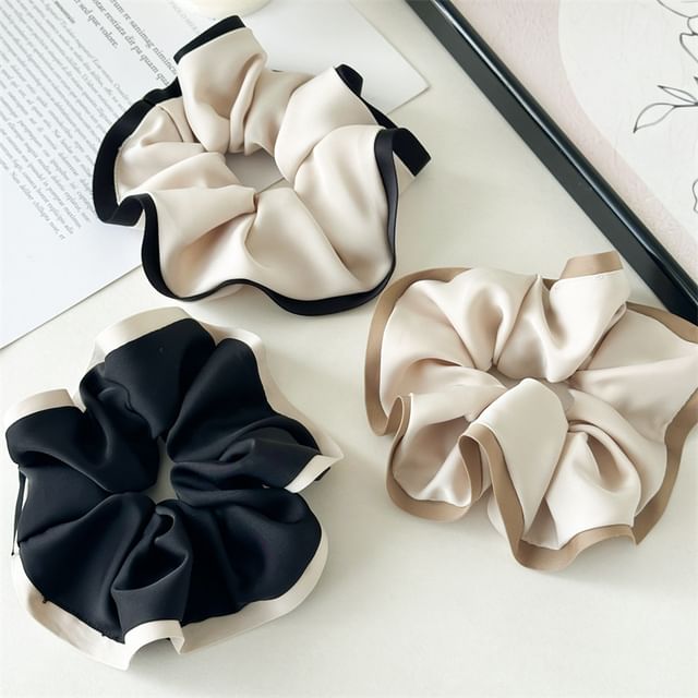 enthice-Contrast Trim Scrunchie