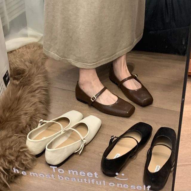Queen Zoo - Square Toe Plain Faux Leather Mary Jane Flats | YesStyle