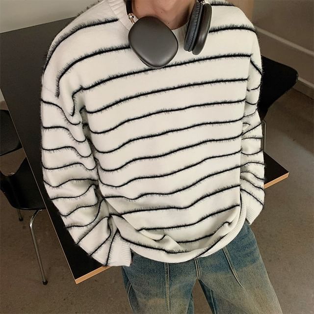 Urtishia-Crew Neck Striped Sweater