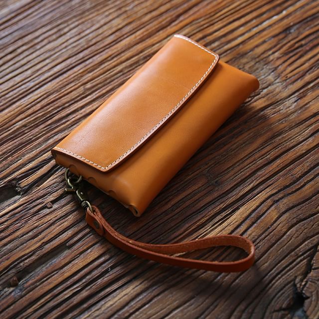 Wavecho-Flap Faux Leather Pouch