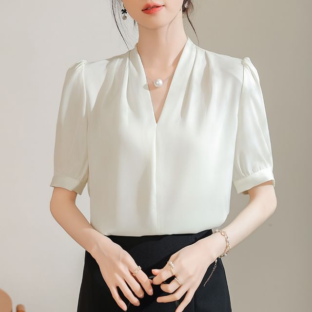 HYAKU-Short-Sleeve V-Neck Plain Blouse