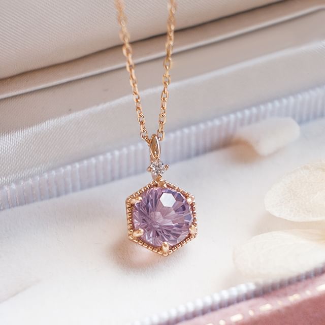 DECADES-CZ Flake Necklace Pendant Set