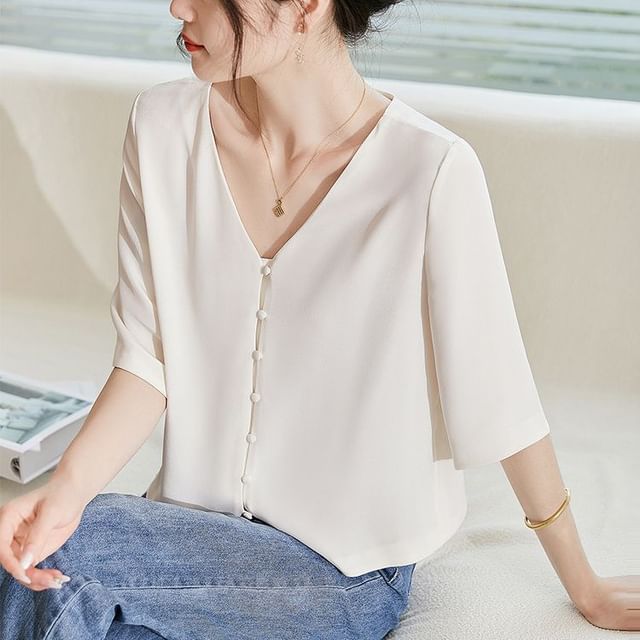 Jeonseon-Elbow Sleeve Round Neck Plain Top