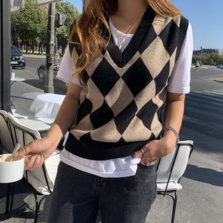 sweater vest yesstyle