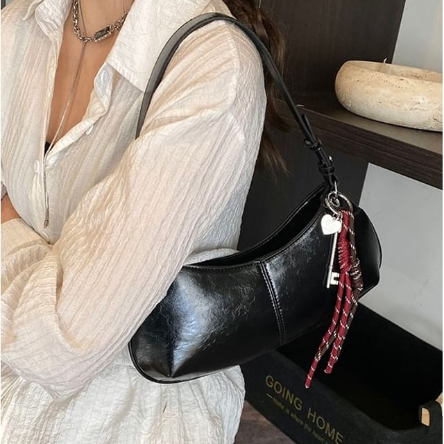 Skyglow-faux Leather Plain Shoulder Bag