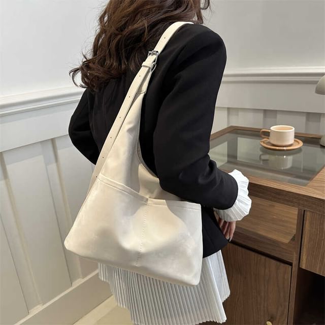 Indenis-Plain Bucket Bag