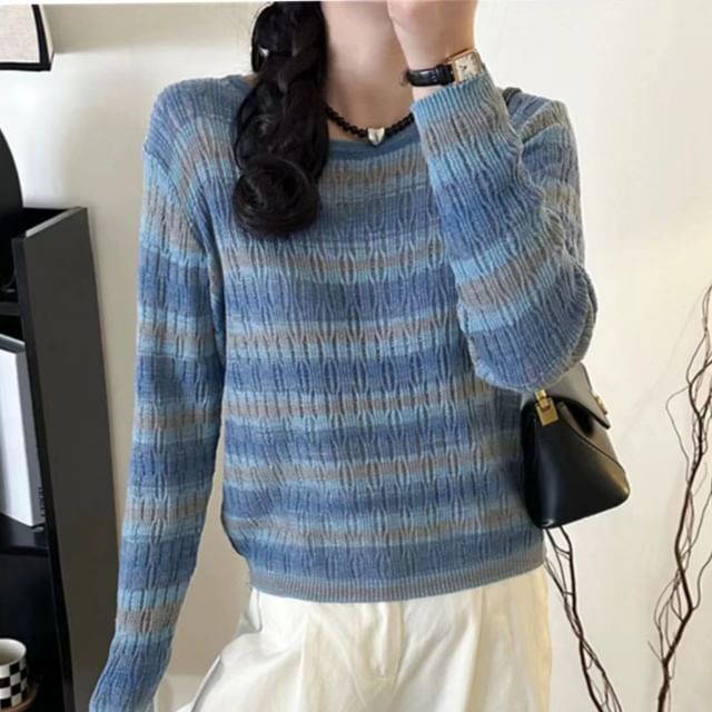 Yako-Crew Neck Striped Sweater