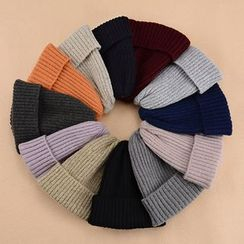 Heloi - Knit Beanie Heloi - Knit Beanie