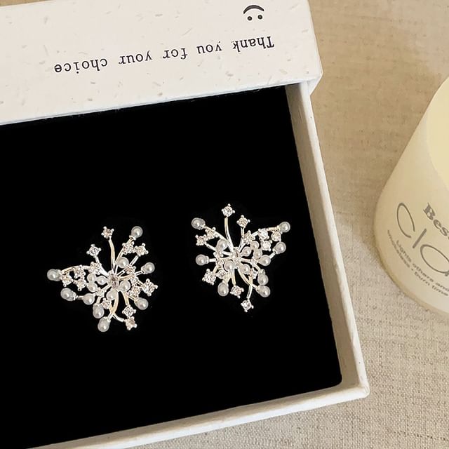 Panda Dama-Firework Faux Pearl Rhinestone Alloy Statement Earring