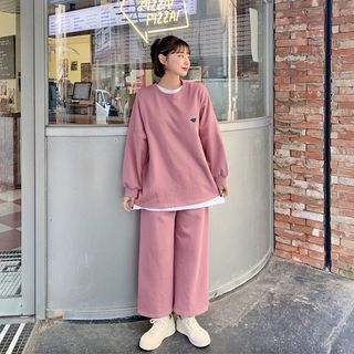 comfy sweatsuit