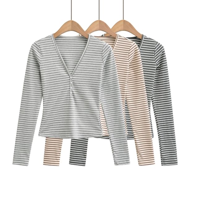 Ulark-Long-Sleeve V-Neck Striped Crop Top