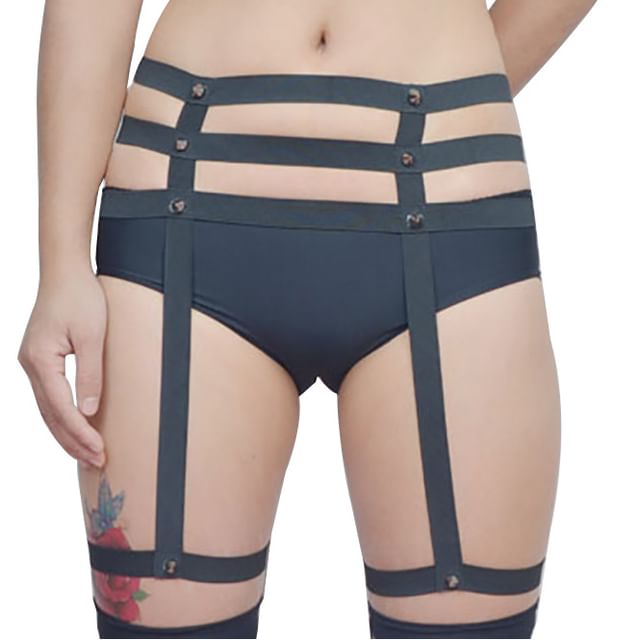 studded garter belt SY Gothic Studded Heart Garters main image 0