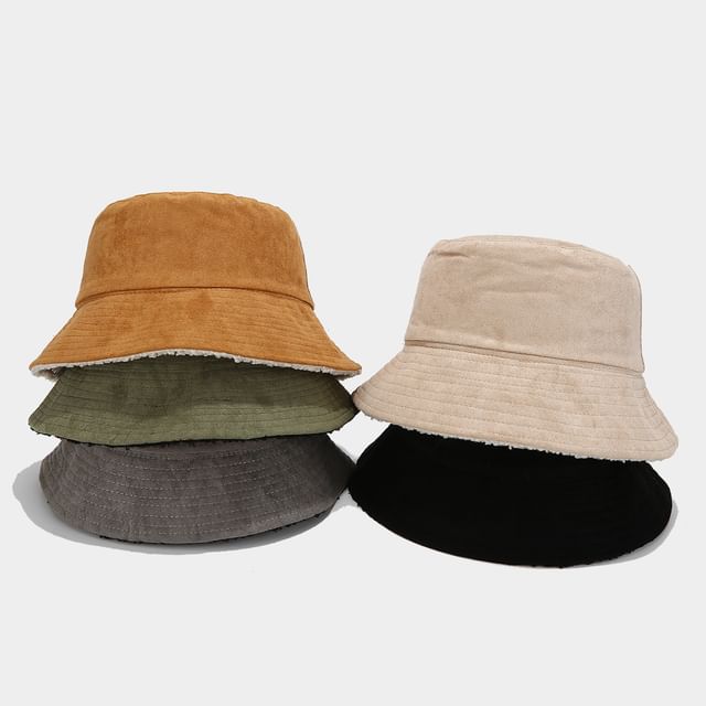 Hatrix-Reversible Fleece Bucket Hat