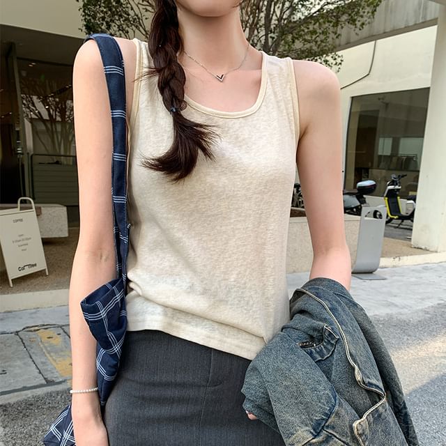 Asiris-Crewneck Plain Knit Tank Top