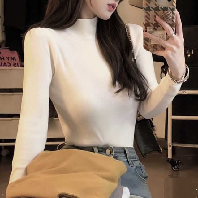 Gilmort-Long-Sleeve Mock Neck Plain Knit Top