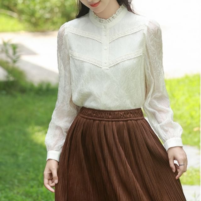 Dragan Pulse-Long Sleeve Stand Collar Plain Panel Lace Blouse