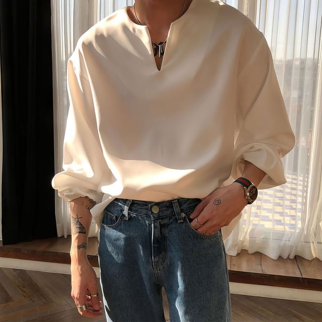 mopagrati-Long-Sleeve V-Neck Plain T-Shirt