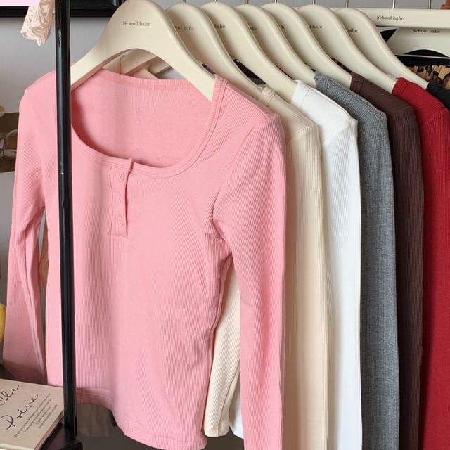 Closette-Long-Sleeve Henley Plain Tee