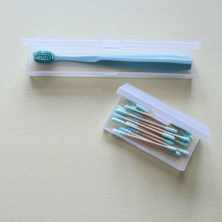 plastic toothbrush case