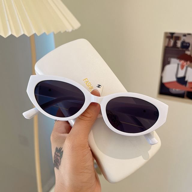 Aisyi-Oval Sunglasses