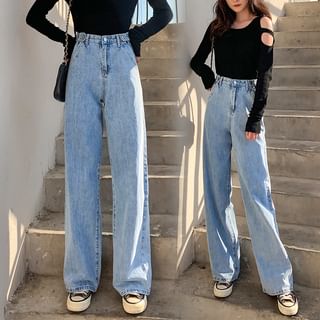 straight jeans