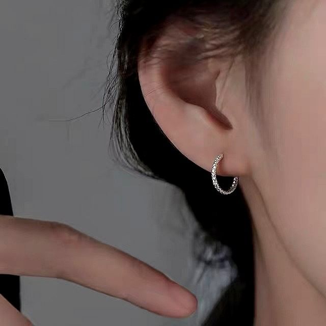 True Glam-Textured Hoop Earring