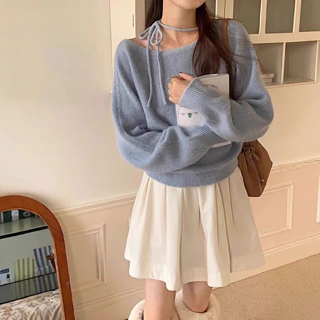 Striinkie-Boat Neck Plain Sweater