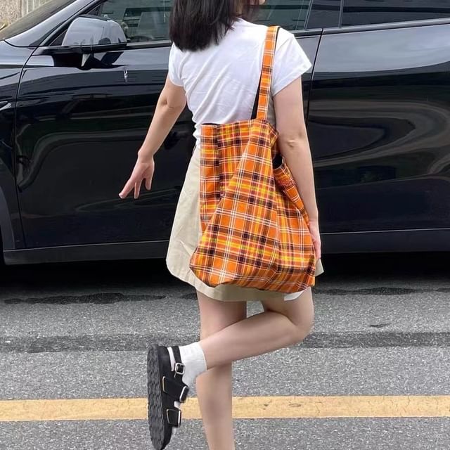 Basaran-Plaid Tote Bag