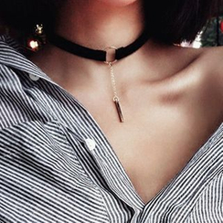 True Glam - Faux Suede Drop Choker True Glam - Faux Suede Drop Choker