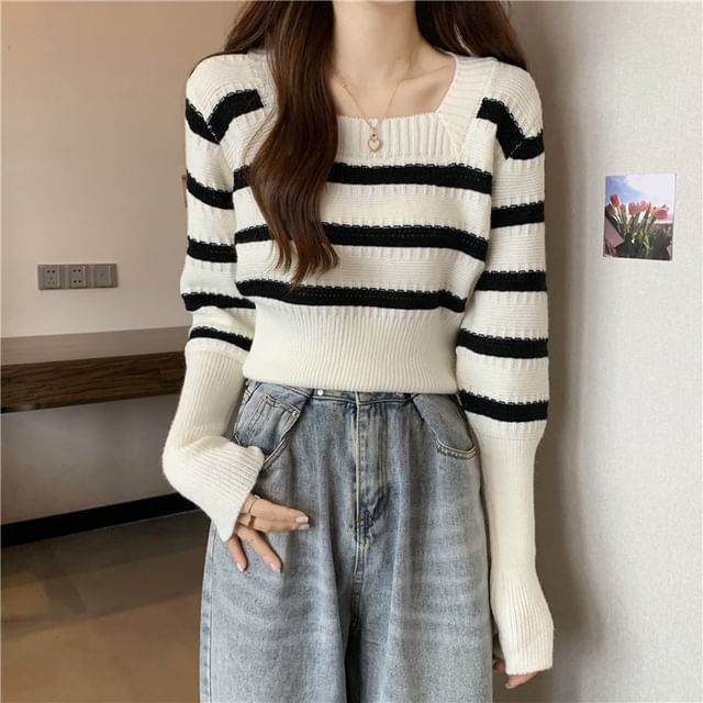Sisyphi-Square Neck Striped Crop Sweater