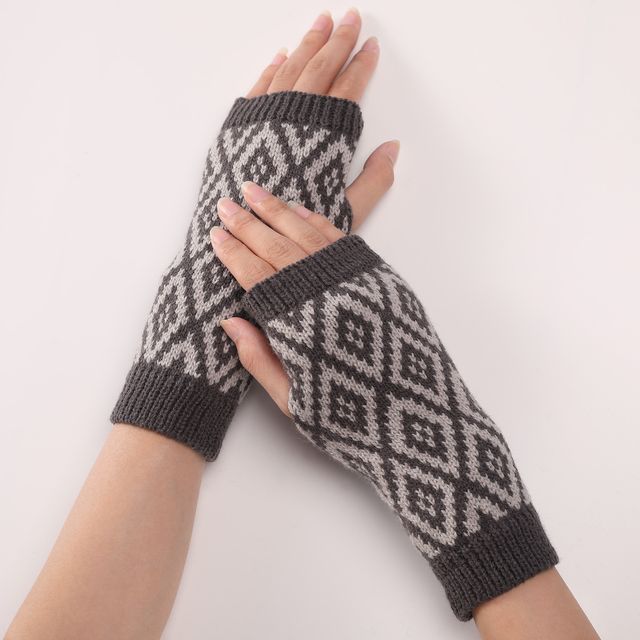Kinoxslone-Argyle Knit Fingerless Gloves