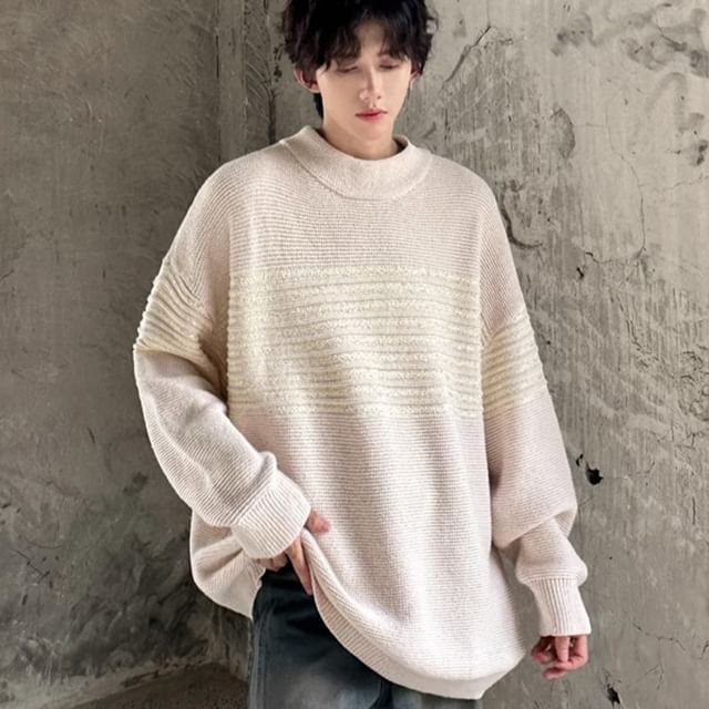 Kimeya-Long-Sleeve Crew Neck Two-Tone Sweater