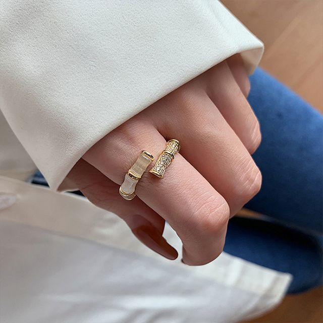 Hansha-Rhinestone Ring