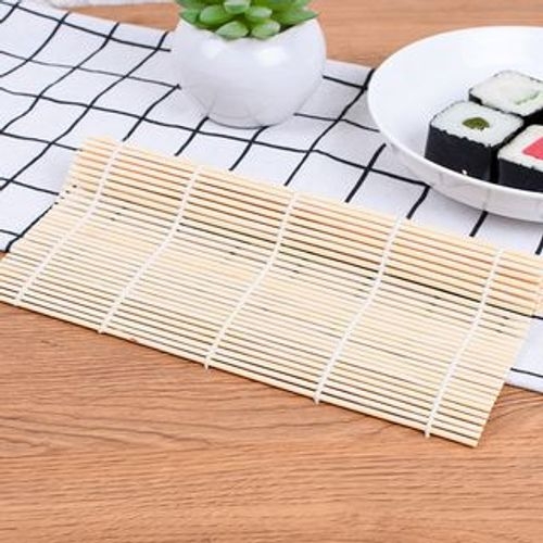 Bamboo Sushi Rolling Mat: Sushi Plates