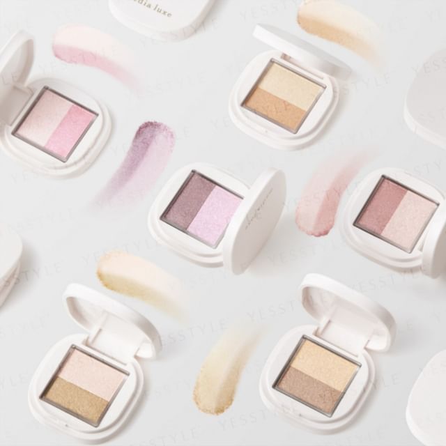 Kanebo-Media Luxe Eye Color