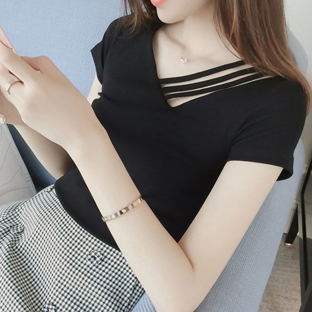 Hevnir-Short-Sleeve V-Neck Asymmetrical Plain Strappy Tee