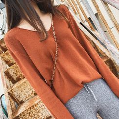 Arroba - V-Neck Sweater Arroba - V-Neck Sweater