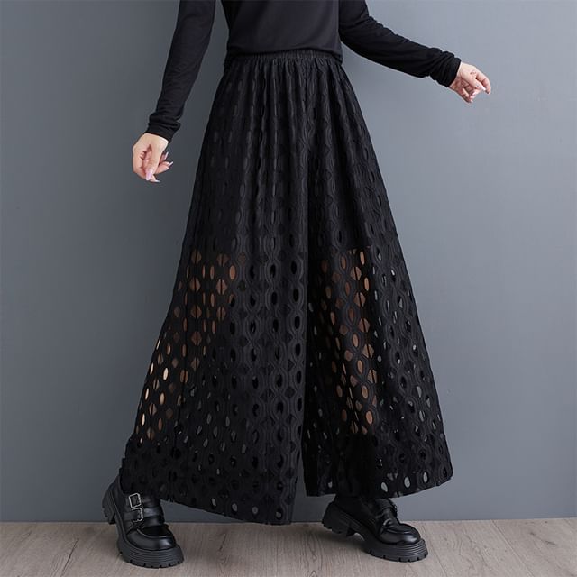 Lewwe-Elastic Waist Plain Cutout Culottes