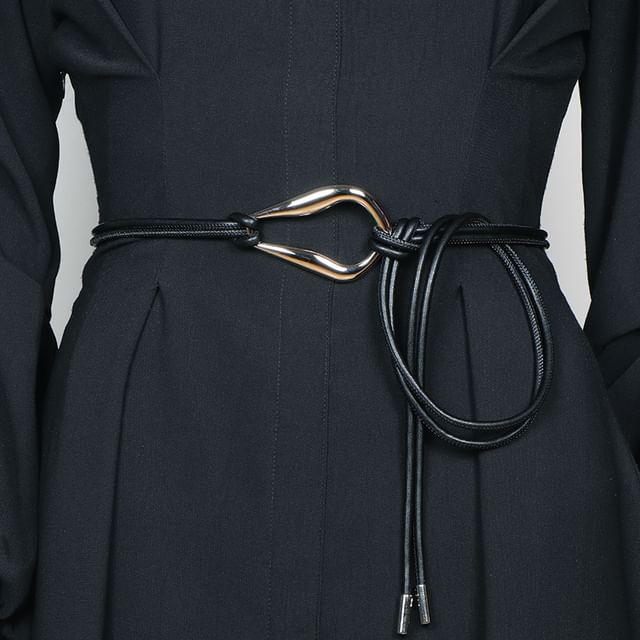 Poyol-Irregular Buckled Faux Leather String Belt