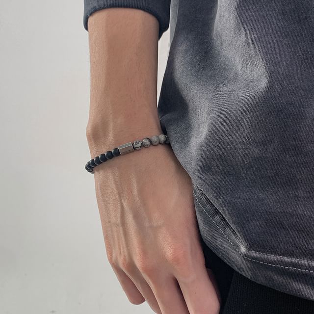 Black Degree-Gemstone Beaded Bracelet
