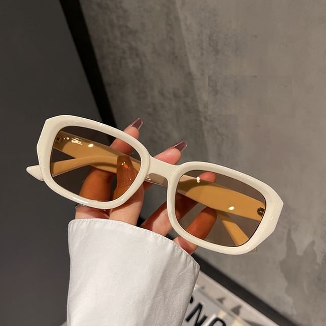 MOL Girl-Vintage Square Sunglasses