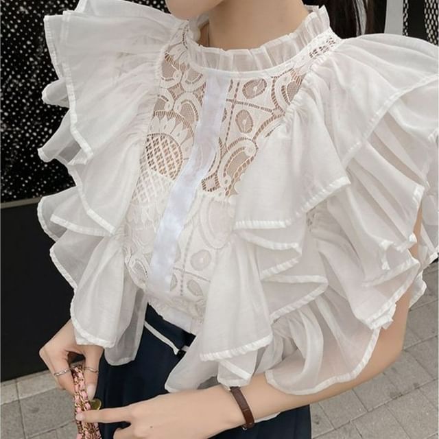 Odestra-Sleeveless Ruffle Lace Crop Top